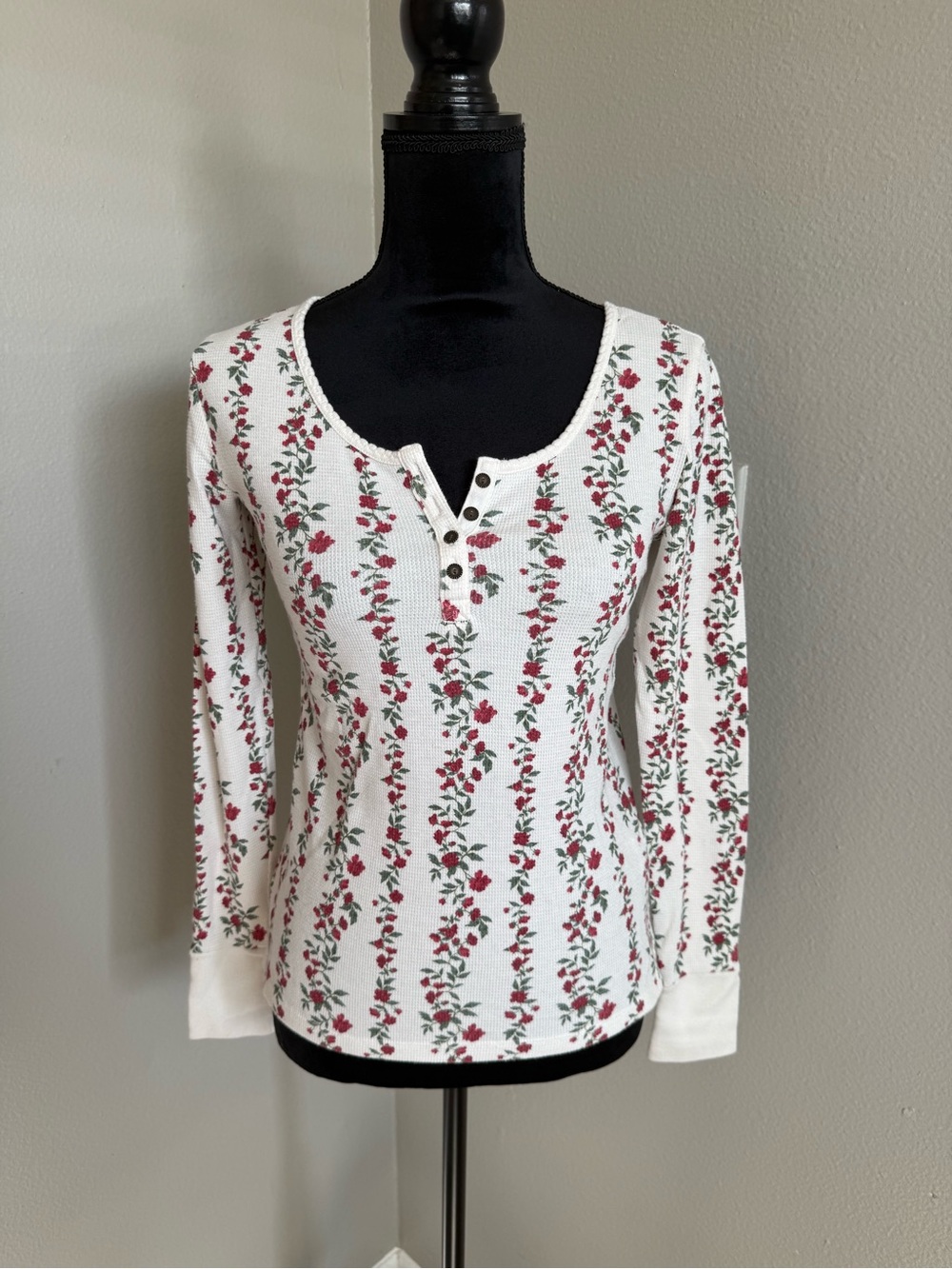 Lucky Brand White Long Sleeve Henley with Red Floral Stripe